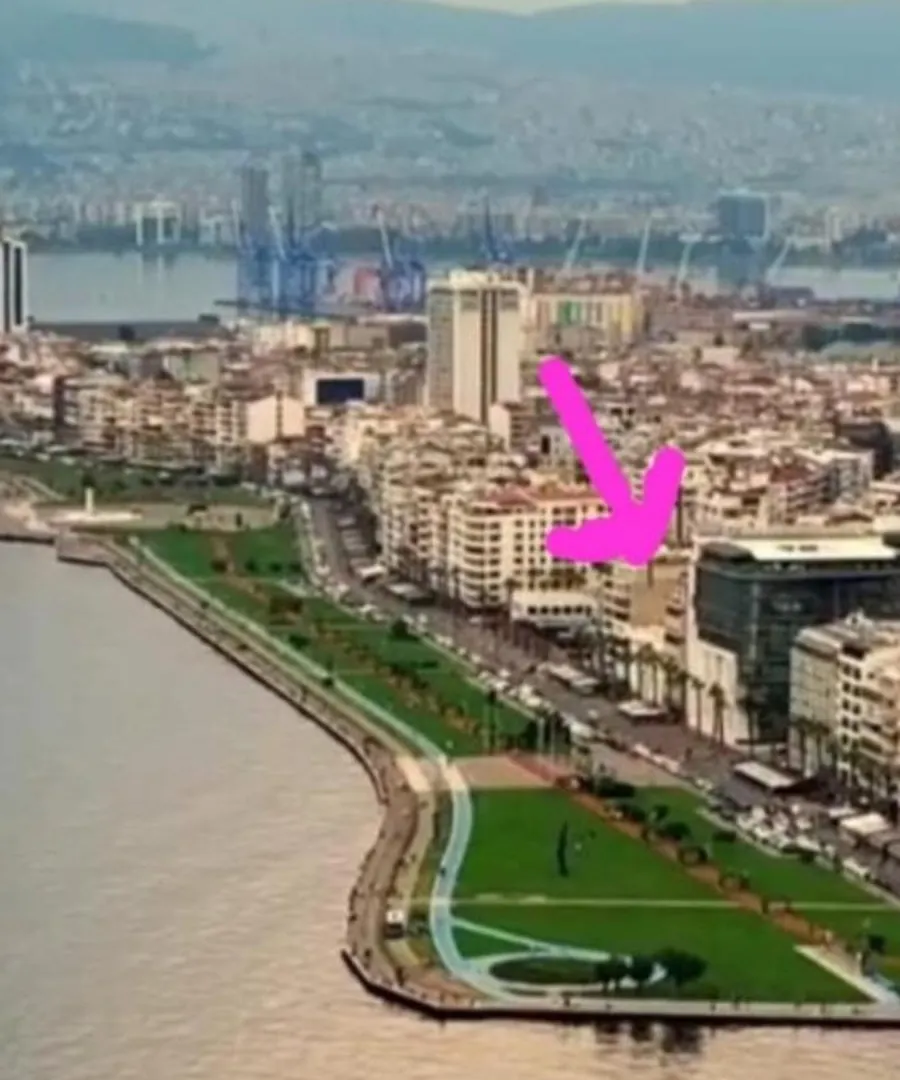 Alsancak Konak Green Seaside 250 Walk Izmir